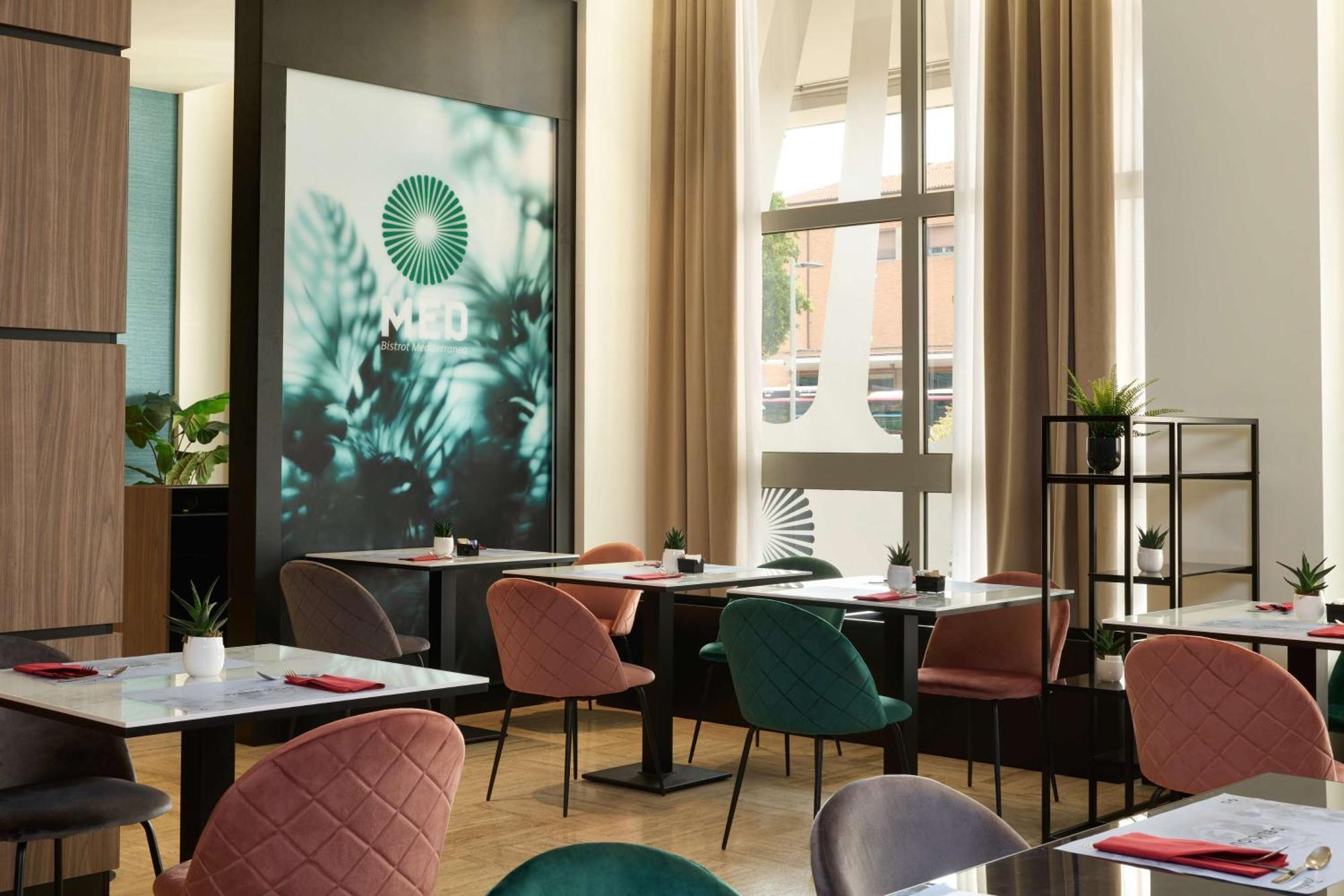Radisson Hotel Ferrara Eksteriør billede